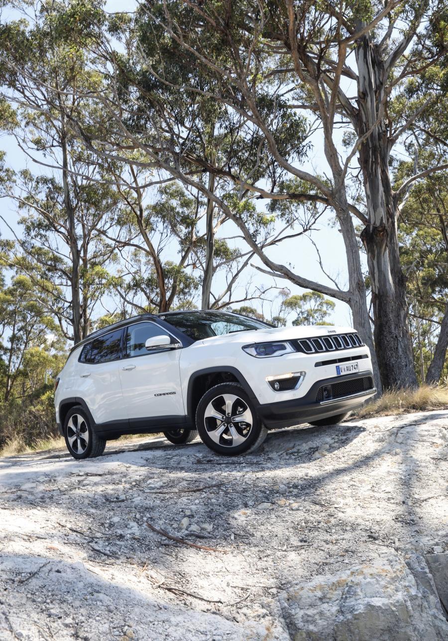  Jeep Compass Limited (MP) 2017 года  (AU) (фото 29 из 41)